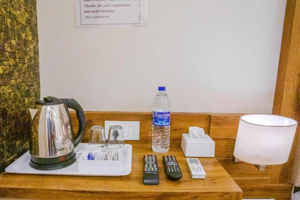 Hotel Double Crown Mumbai Airport T2 — Photos 1